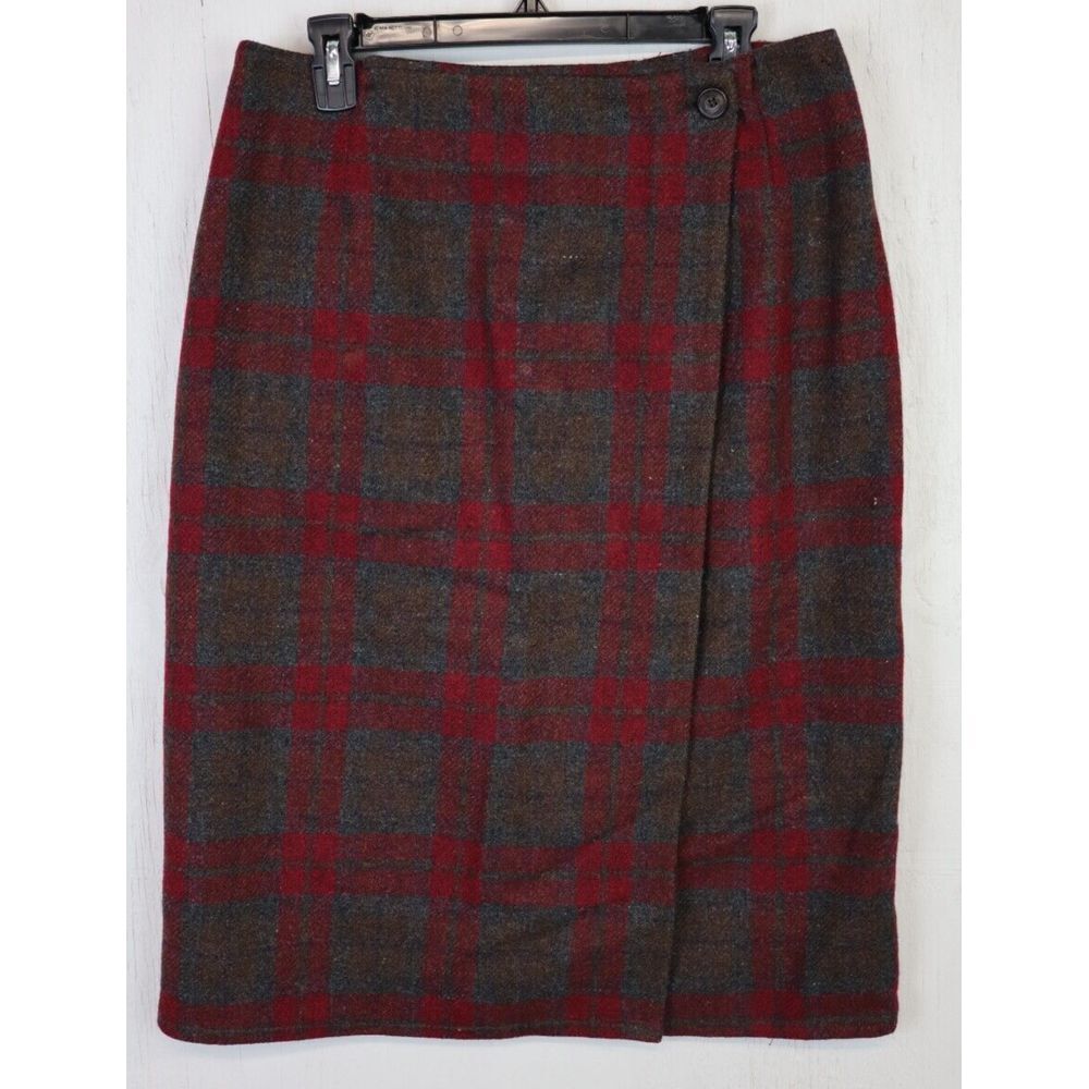 G.H. Bass Wrap Around Red Plaid Skirt Womens Size 10 Lined‎ Long Wool Red Gray